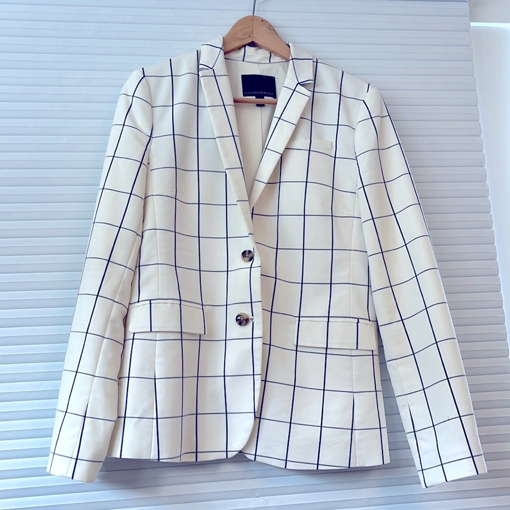 Women’s Dress Jacket